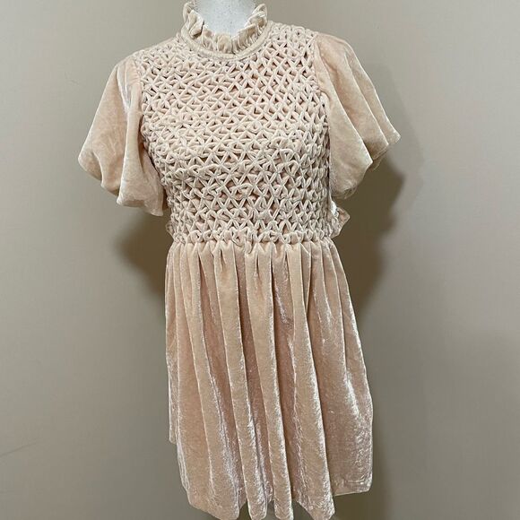 NWT Free People Gum Drop Velour Open Back Mini Dress BeigeSize XS NWT. - Picture 3 of 7